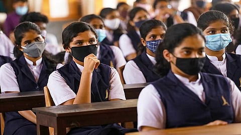 One state one paper 3rd std to 8th std  examinations similarity in valuation education marathi news