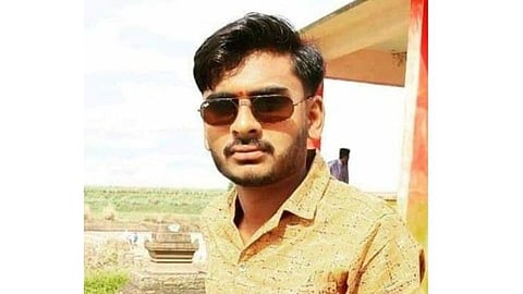 सांगली : महापुरामुळे नुकसान, नैराश्यातून  तरुणाची आत्महत्या