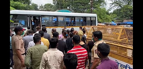 virar police raid