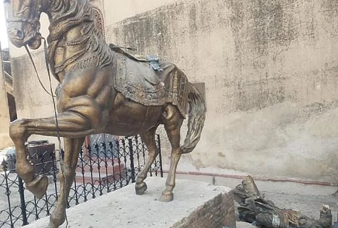 पाकिस्तानात महाराजा रणजीत सिंहांच्या पुतळ्याची तोडफोड