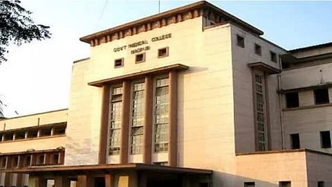 नशिब बलवत्तर; तिसऱ्या माळ्यावरून उडी घेऊनही रुग्ण बचावला