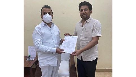 MP Sujay Vikhe demanded extension for tanpure sugar factory board of directors 