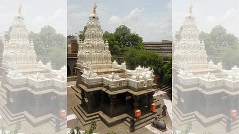 श्री सिद्धेश्‍वरांचे दैवत श्री मल्लिकार्जुनाचे ऐतिहासिक मंदिर