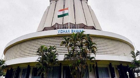 राज्याच्या मंत्रिमंडळाचा होणार विस्तार अन्‌ खांदेपालट