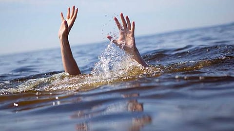 drowning death latest marathi news