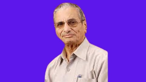 राष्ट्रवादीत फूट पाडणाऱ्या, बंडखोरी करणाऱ्यांचा  बंदोबस्त करा