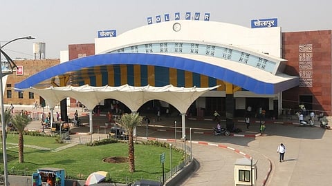 स्वच्छता अन्‌ वक्तशीरपणात मध्य रेल्वेत सोलापूर विभाग सर्वोत्कृष्ट