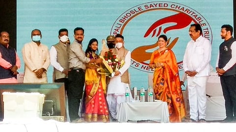 'योगी आदित्यनाथ मठात गेले अन् मुख्यमंत्री झाले'  