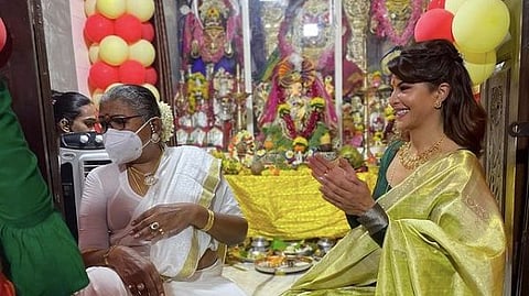 'गणराया सर्वांना चांगली बुद्धी, आरोग्य दे'! : तृतीयपंथींसोबत गणेशोत्सव