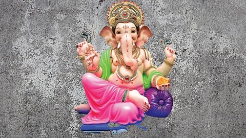 Ratnagiri : बालकाश्रमातील मुले रमली गणेशोत्सवात 
