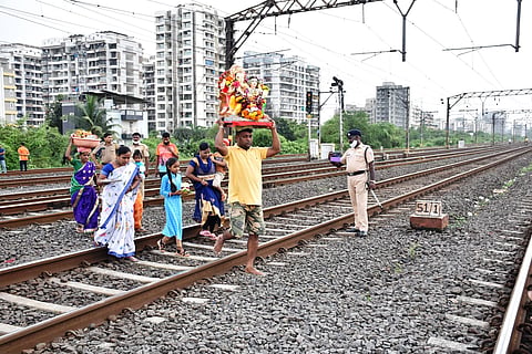 Railway crossing
