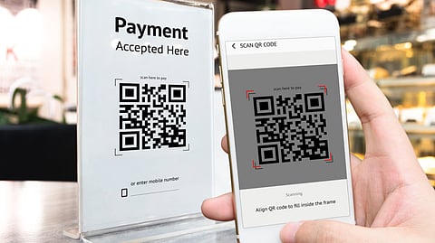 increase in cases of mutual withdrawal of lakhs of rupees from online payment fraud jalgaon crime news