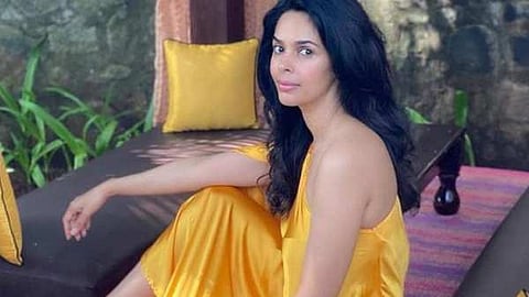 'जी वेशभूषा केलीय त्याला साडी म्हणायचं का?' जलेबी बाई ट्रोल