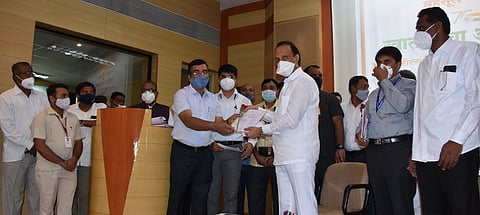 अजितदादा 