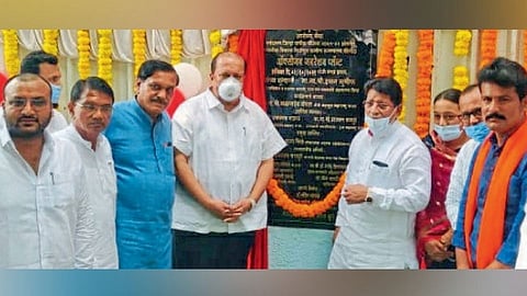 Nagar : पाचपुतेंनी अधिकाऱ्यांना धरले धारेवर 