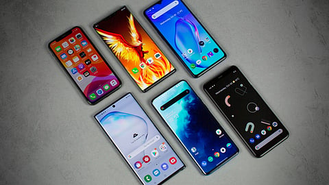 these are the best smartphone option under 15000 rupees 
