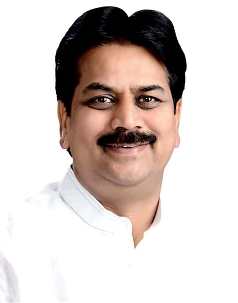 हर्षवर्धन पाटील 