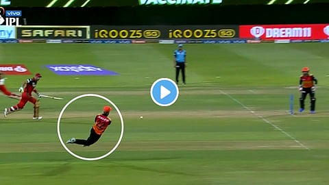 Williamson-Throw-Maxwell-Out