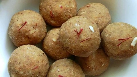 मिश्र धान्याचे पौष्टिक लाडू