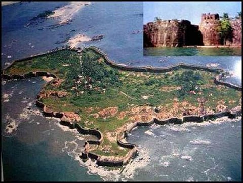 सिंधुदुर्गाच्या पाऊलखुणा