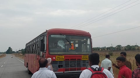 सोलापूर- अक्‍कलकोट बसची तोडफोड; अज्ञाताचे कृत्य