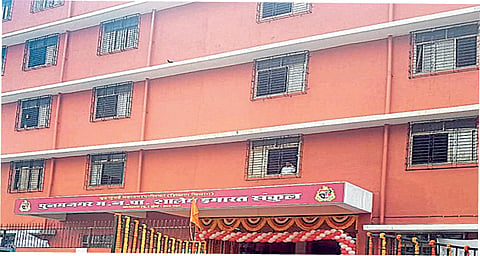 मुंबई : पालिकेच्या दोन शाळा टॉप-१० मध्ये