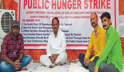 दिगंबर हरिभाऊ कोते; शिर्डीत तीन दिवसांपासून आरटीआय कार्यकर्त्यांचे उपोषण