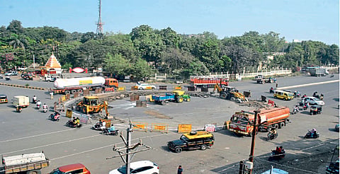 जळगाव : आकाशवाणी, अजिंठा चौफुलीवर उड्डाणपूल तयार करा
