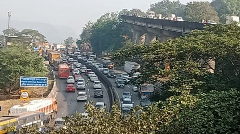 mumbai pune expressway traffic