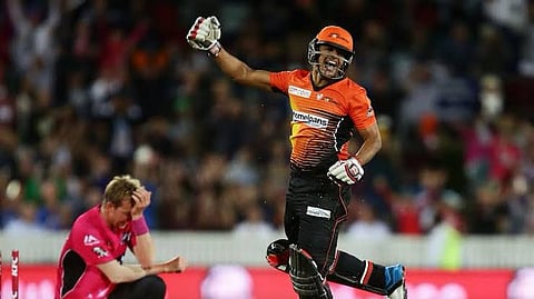 Big Bash League 2021 22 Perth Scorchers vs Sydney Sixers Final  