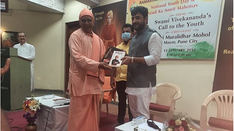 Dr Sunil Bodhe