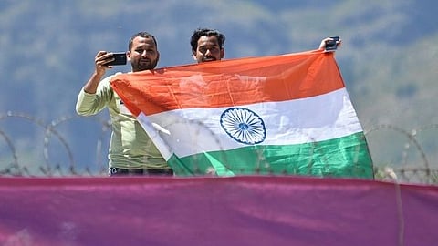 Team India fans waving the flag 
