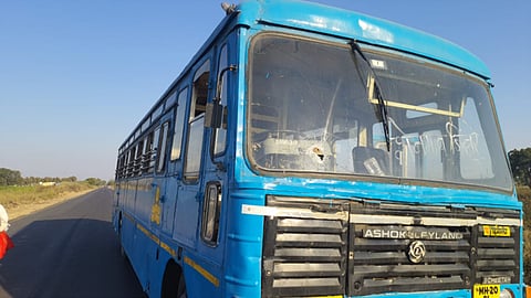 Stone attack on bus