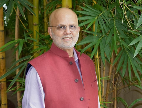 डॉ. प्रमोद चौधरी 