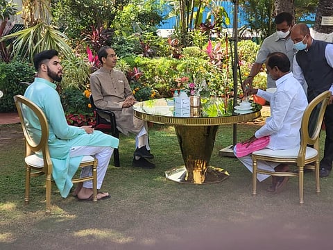 सिंहगर्जनेतून तेलंगणाची निर्मिती, आता KCR यांची डरकाळी देश बदलणार का?
