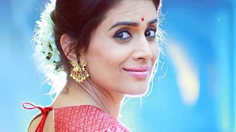 Sonali Kulkarni