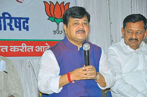 first government to support of Terrorist Nawab Malik Praveen Darekar solapur