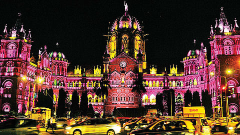 Ahluwalia Construction Company will redevelop CSMT stations mumbai