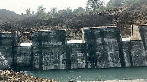 Akola Kolhapuri dam water 