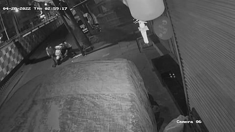 Try to theft Two Wheelar