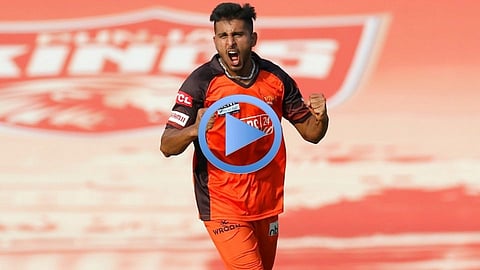 Umran Malik 20th Maiden Over 