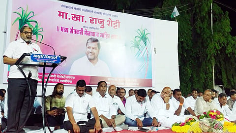 Farmer suicide Baliraja Hunkar Yatra for farmers Raju Shetty Swabhimani Shetkari Sanghatana pune 
