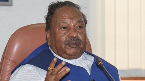 Minister KS Eshwarappa will resign on Friday