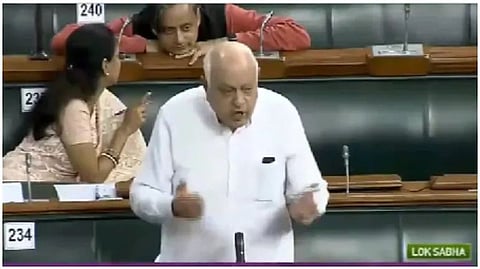 Shashi Tharoor explained on talking to mp supriya sule in parliament meme video  