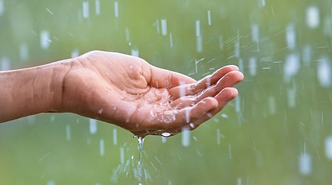 Pune Rain : सिंहगडावर तासभर पाऊस 