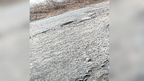 Manglurpir akola road