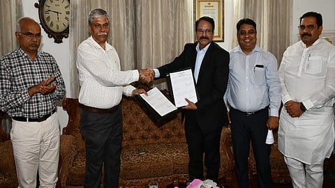 dr karbhari kale