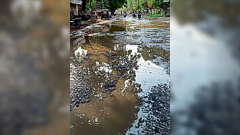 Parbhani water overflowed on roads Municipal employees strike not settled