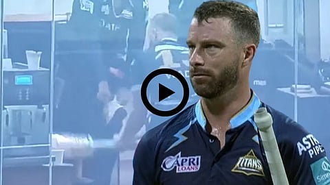 Ultra Edge misbehave Angry Matthew Wade Thrown Bat 