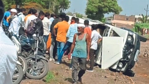 Lonand-Phaltan Road